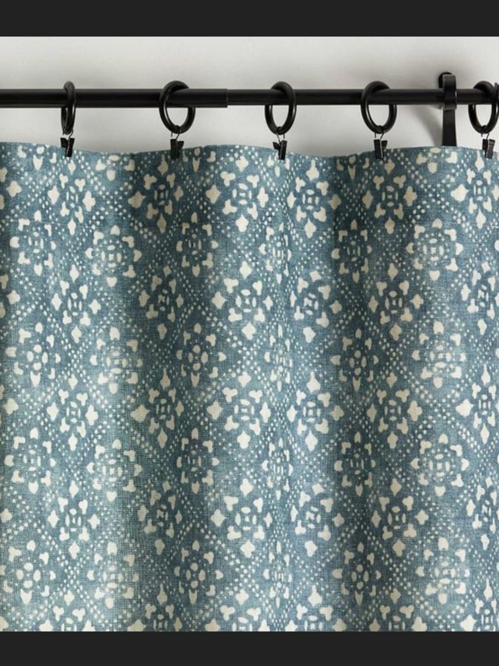 Pottery Barn Leada Drape 96”